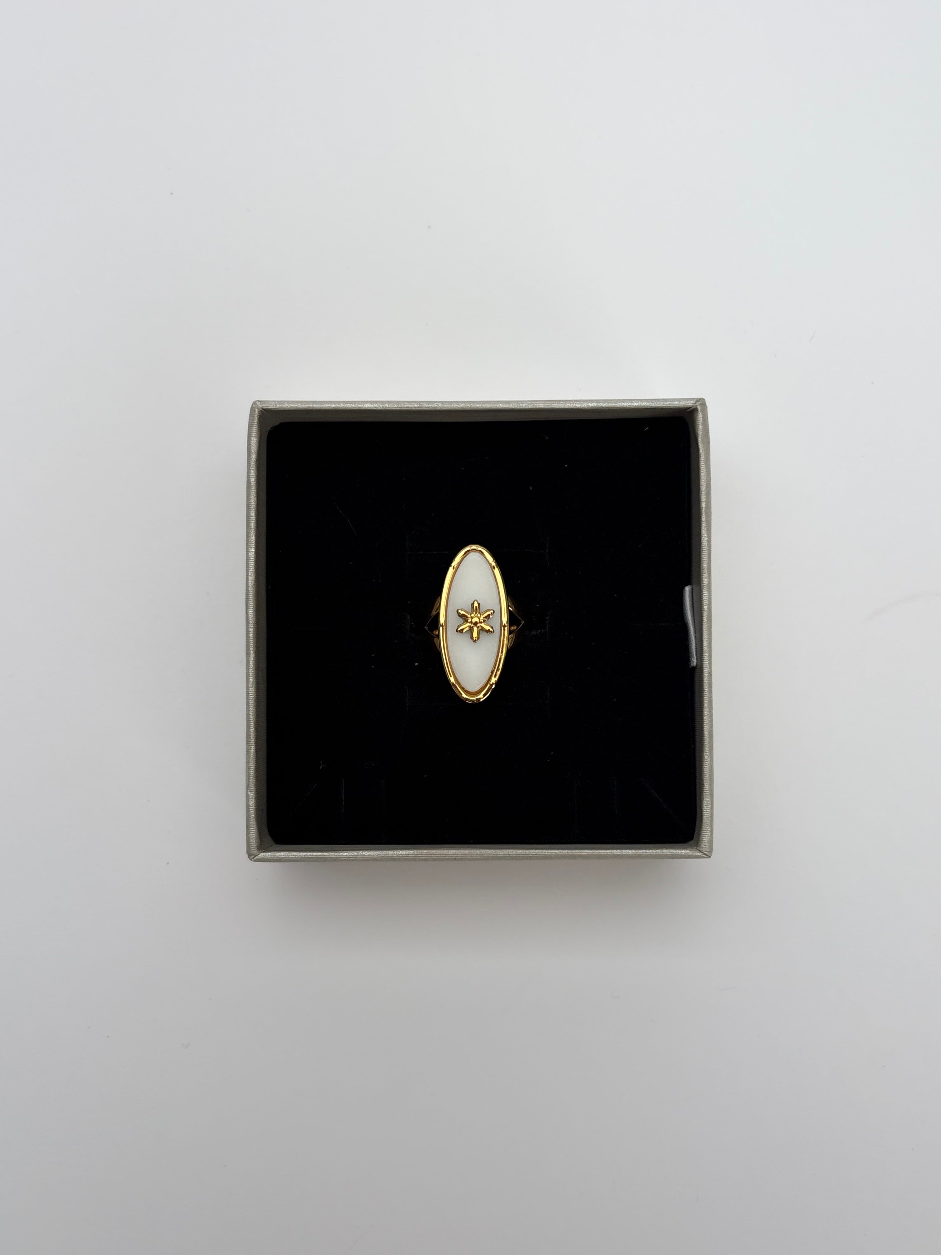 Anillo Anthea