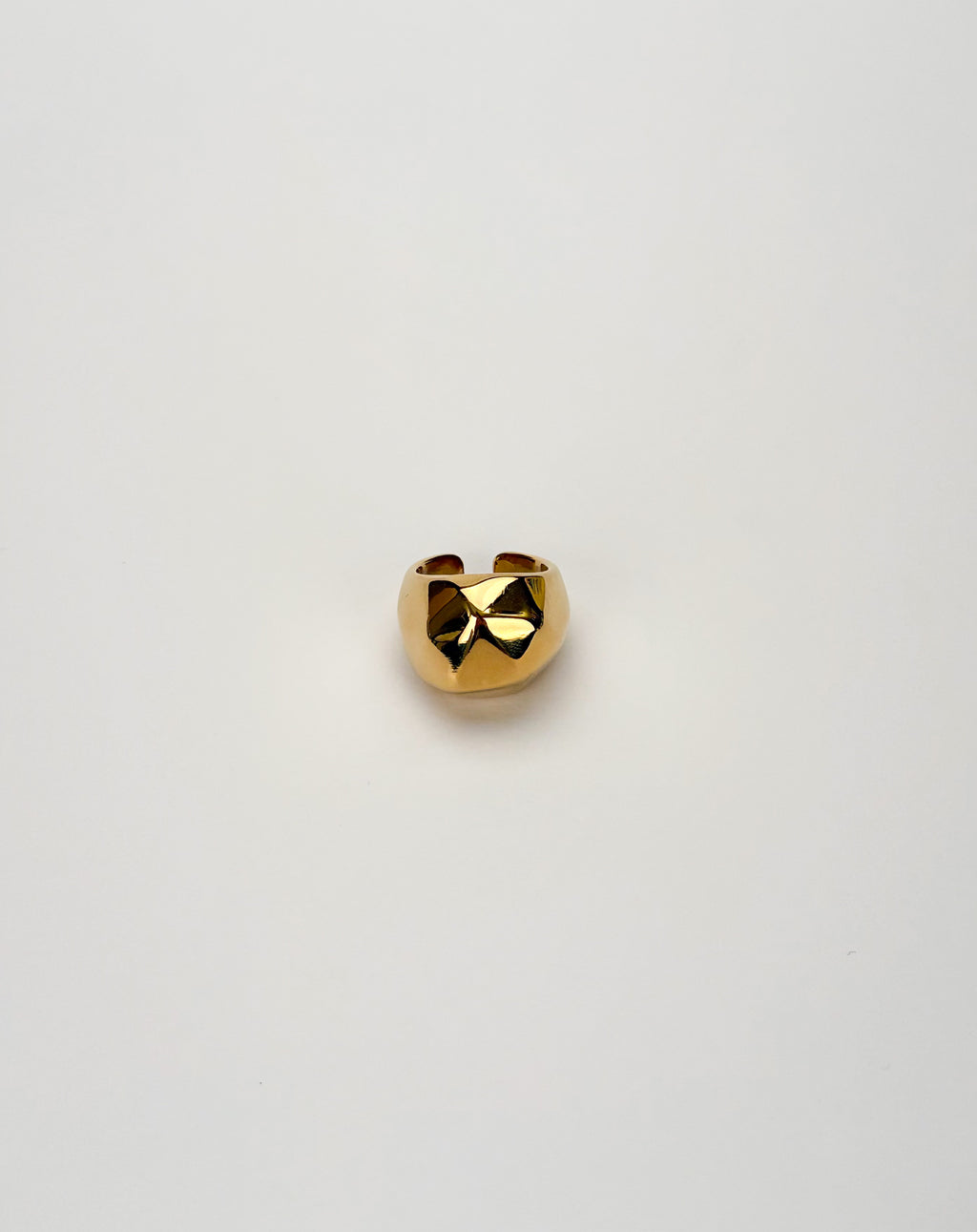 Anillo Monolith