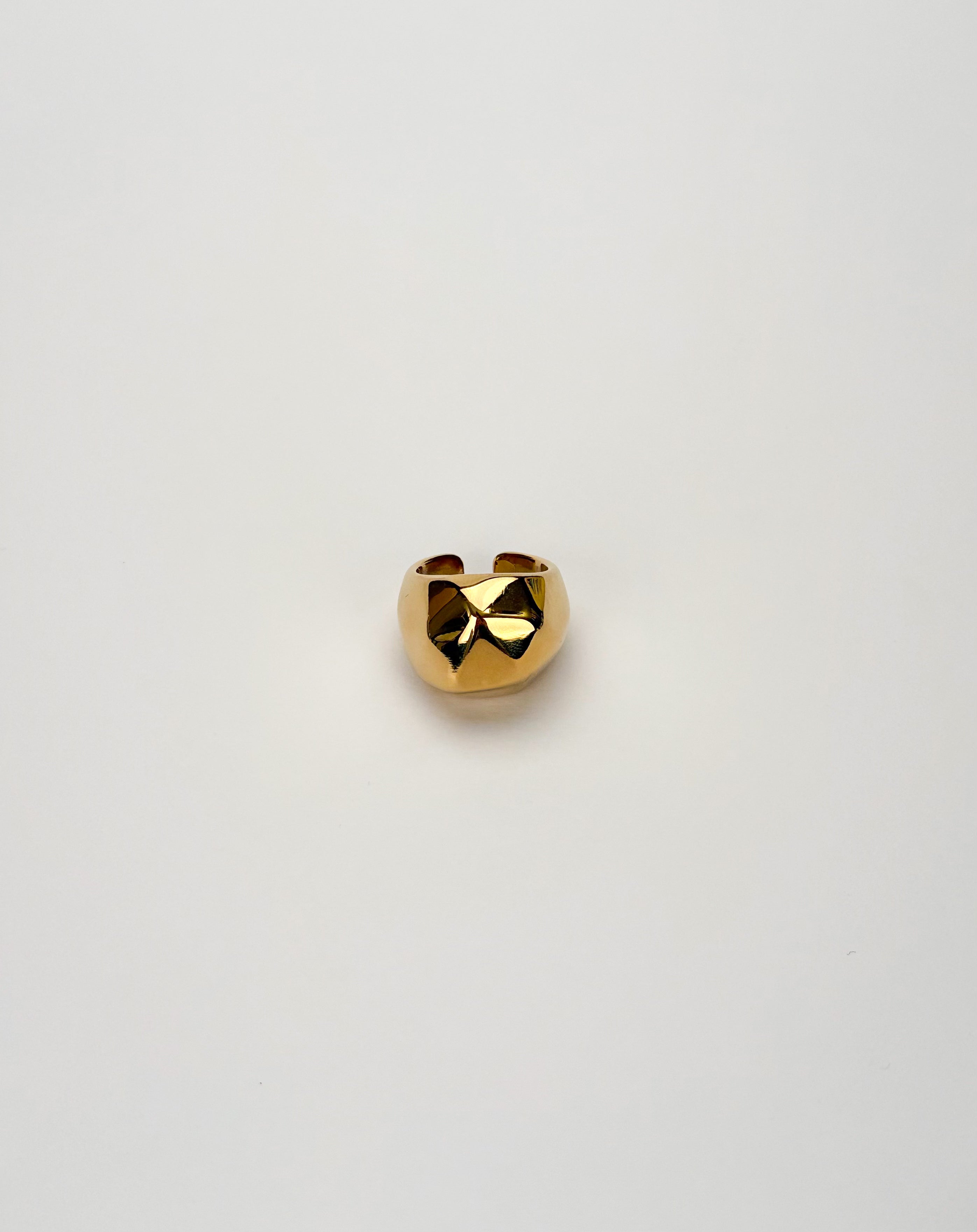 Anillo Monolith