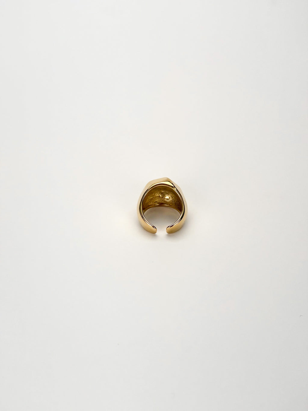 Anillo Monolith