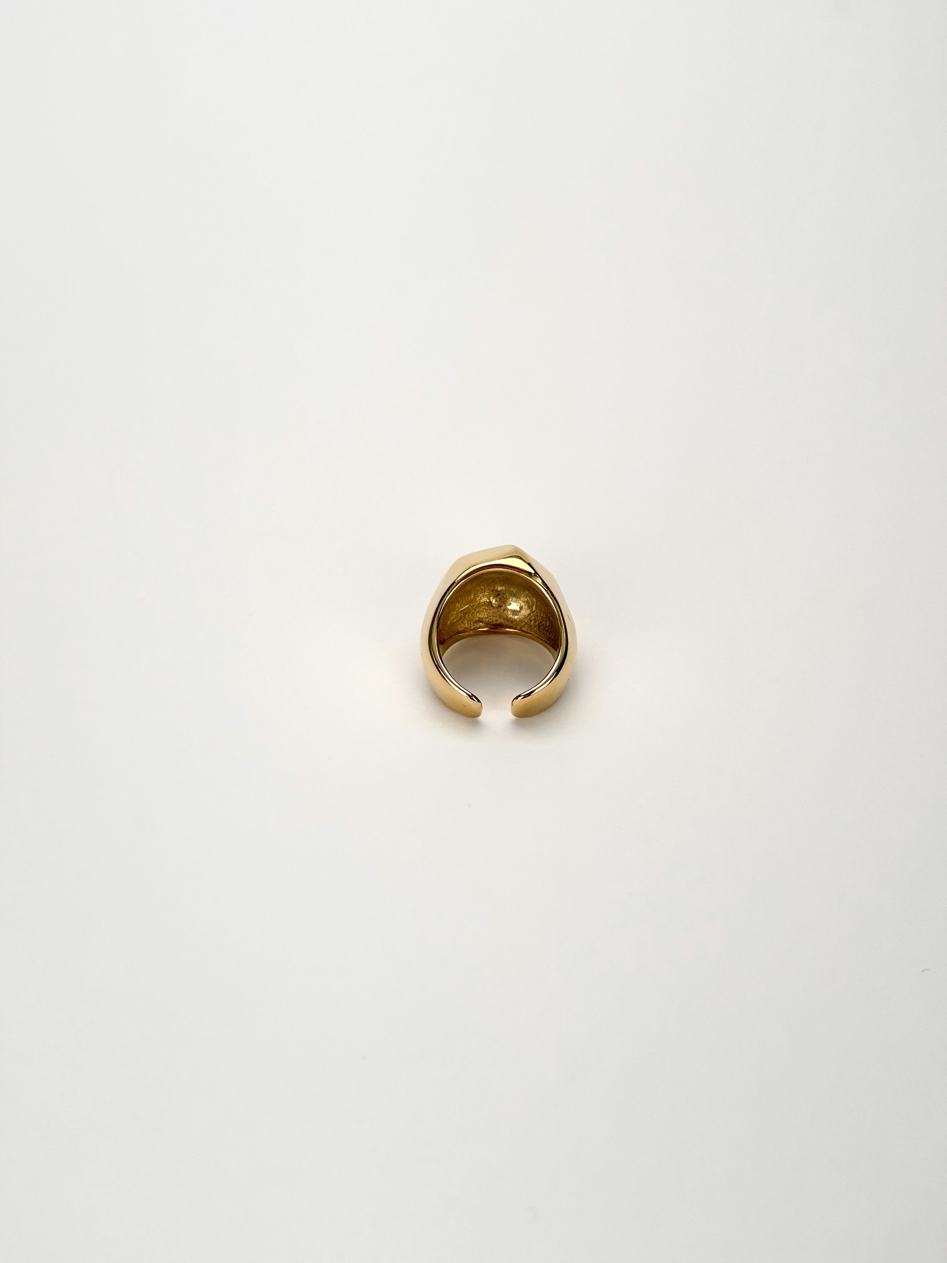Anillo Monolith